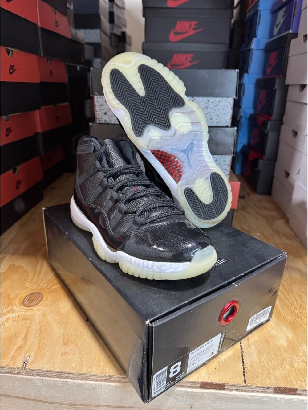 Air Jordan 11 Retro '72-10' USED SZ 8M